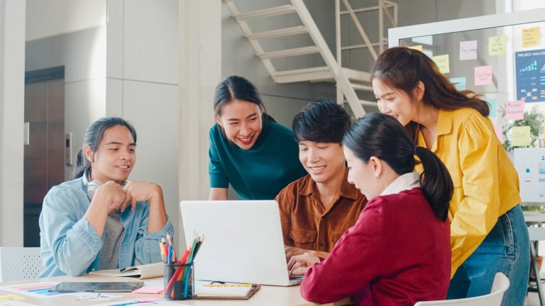 Doanh nghiệp nên làm gì khi nhân viên thích 'nhảy việc'?