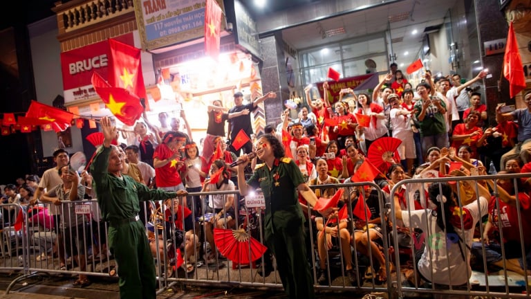 Một đêm không ngủ' hân hoan đón chờ Đại lễ của dân tộc 