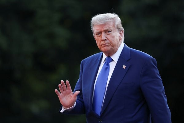 Tổng thống Trump bất mãn, chấm dứt đàm phán thương mại Mỹ - Canada
