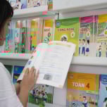 Thị trường sách, đồ dùng học tập sôi động trước thềm năm học mới
