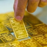 Vàng miếng tăng gần 3 triệu đồng một lượng