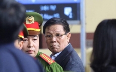 Khởi tố cựu tướng Phan Văn Vĩnh tội ra quyết định trái luật