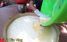 Bà Tân Vlog bị chỉ trích vì gian dối clip làm bánh bông lan trứng muối khổng lồ