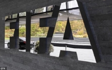 COVID-19 hoành hành, FIFA lần đầu tiên hủy giải tầm cỡ World Cup