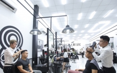 Bị phạt 7,5 triệu đồng vì phao tin ‘Hà Nội mở lại tiệm cắt tóc’