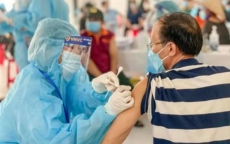 BS Việt tại Mỹ: Hiểu đúng về một số trường hợp F0 tử vong dù đã tiêm vắc xin COVID-19