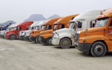 Cửa khẩu Lạng Sơn ùn ứ hơn 4.300 xe nông sản xuất sang Trung Quốc