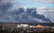 Ukraine: 'Chúng tôi bị pháo kích từ mọi hướng'