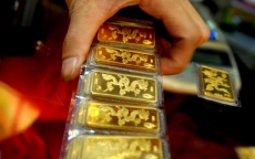 Giá vàng tăng gần 1 triệu đồng mỗi lượng