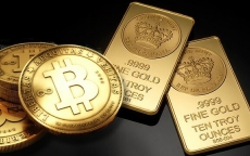 Nên mua vàng hay Bitcoin?