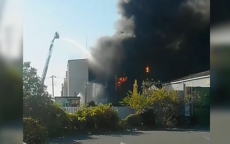 Nhà máy hóa chất Nhật Bản nổ tung, 14 người bị thương