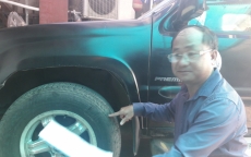 Lốp xe Kumho bị rách vì “đá văng”?