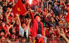 Người dân Thủ Đô 'quậy' tưng bừng mừng chiến thắng của U23 Việt Nam