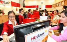 Khoe lãi tăng gấp đôi, HDBank trả lương nhân viên bét bảng