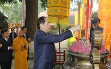 Chủ tịch Nước Trần Đại Quang dâng hương khai xuân Mậu Tuất 2018