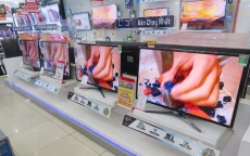 Có nên mua tivi, máy lạnh hàng trưng bày đang ồ ạt “xả” sau Tết?