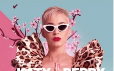 Katy Perry tiếp tục lựa chọn thiết kế Việt trong chiến dịch đầu năm
