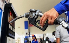 Giá xăng dầu đồng loạt tăng từ 500 đồng/lít