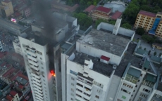 Cháy ở chung cư Fodacon 23 tầng, hàng trăm người tháo chạy
