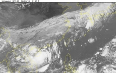Tin bão mới nhất cơn bão số 2: Gió giật cấp 10, cách đảo Hải Nam khoảng 190km