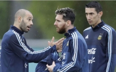 Messi 'đảo chính' ở tuyển Argentina, HLV Sampaoli thành bù nhìn