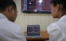 Chứng khoán Việt Nam lại gây 'sốc', VN-Index mất hơn 41 điểm