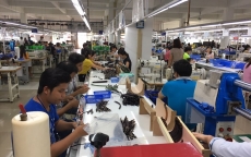 Doanh nghiệp da giày Việt Nam làm gì trước cuộc chiến thương mại Mỹ - Trung?