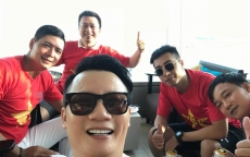 Nghệ sỹ Việt nhộn nhịp qua Indonesia cổ vũ Olympic Việt Nam