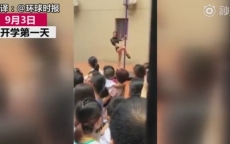 Trường mầm non Trung Quốc gây phẫn nộ vì mời vũ công múa cột diễn mừng khai giảng