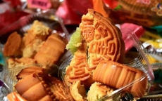 Hàng nghìn bánh Trung thu Trung Quốc bị thu giữ ở Hà Nội