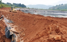 Sự cố tràn 45.000 m3 bùn thải: Tạm đền bù 17 triệu đồng/hộ dân