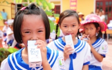 Sữa học đường: Đừng để phụ huynh bị 'ép' tự nguyện
