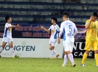 Công Phượng và Minh Vương toả sáng giúp HA Gia Lai trụ hạng V-League