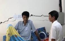 Nam thanh niên người Việt bất ngờ cao 2,5m sau đợt sốt kéo dài