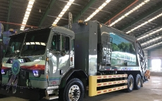 TP.HCM lần đầu đưa vào sử dụng xe chở rác công nghệ Mỹ giá 10 tỷ đồng/chiếc