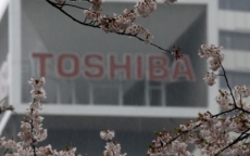 Toshiba bán loạt tài sản xấu, sa thải 7.000 nhân viên