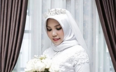 Hôn phu tử nạn vì máy bay Lion Air rơi, cô gái ‘làm đám cưới’ một mình