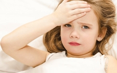 Trẻ nhức đầu là dấu hiệu bệnh gì?