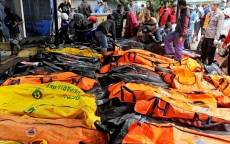 Indonesia tan nát vì sóng thần