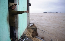 Sạt lở bờ biển nguy hiểm, Quảng Ngãi khẩn cấp đề nghị Chính phủ hỗ trợ khắc phục