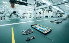 Vingroup khởi công nhà máy điện thoại VinSmart 125 triệu máy/năm