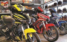 Thị trường xe máy: “Nóng” ở cuộc đua xe côn tay thể thao