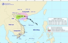 Chiều 2/8, bão số 3 giật cấp 12 đi vào vùng biển Quảng Ninh-Hải Phòng
