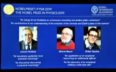 Nobel Vật lý 2019 và sự tiến hóa của vũ trụ