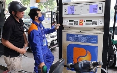 Giá xăng, dầu giảm nhẹ