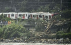 Ít nhất 27 người thiệt mạng, 47 người mất tích do mưa “lịch sử” ở Nhật