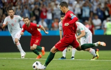 World Cup 2018: Ronaldo lập hat-trick, derby xứ Iberia bất phân thắng bại