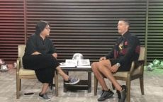 Tự ái với MC, Cristiano Ronaldo bỏ họp báo giữa chừng ở Bắc Kinh