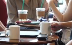Hàn Quốc 'nói không' với ống hút, cốc nhựa ở các quán cà phê