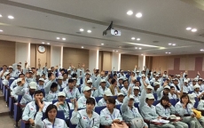 Gần 1.000 lao động Việt Nam cư trú bất hợp pháp ở Hàn Quốc hồi hương